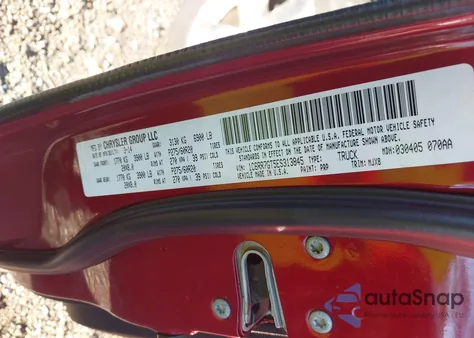 2014 Ram 1500 Big Horn z USA, uszkodzony, nr VIN 1C6RR7GT5ES313845